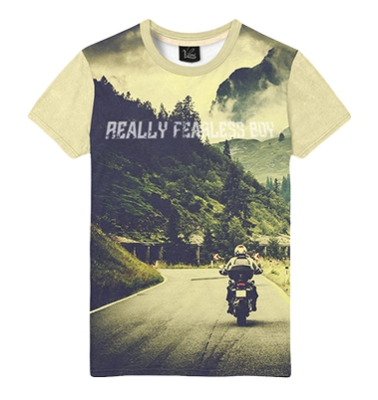 Байкер на дороге