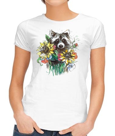 Енот в цветах